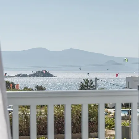 Alba Spacious By The Sea Villa