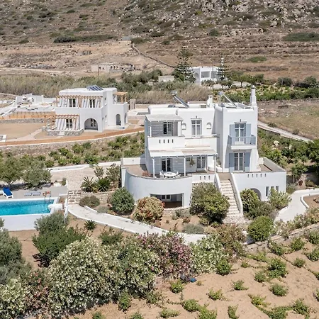 Villa Alba Spacious By The Sea